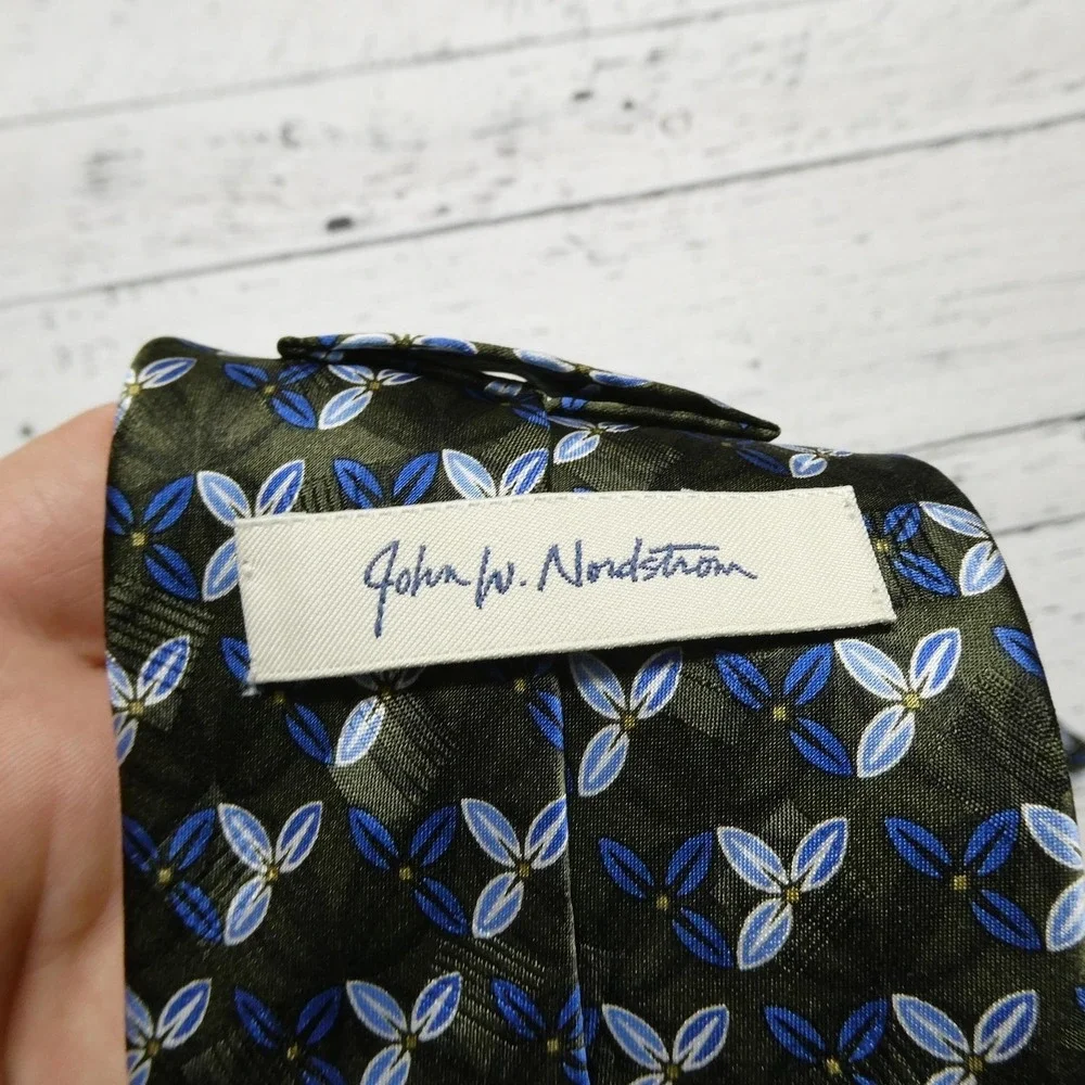John W. Nordstrom john nordstrom
